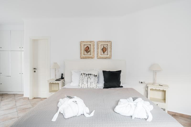 Capo Di Mykonos Resort Agios Ioannis Diakoftis Экстерьер фото